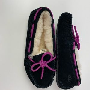 Ugg slippers, moccasin, kids, size 13, suede , shearling lined,